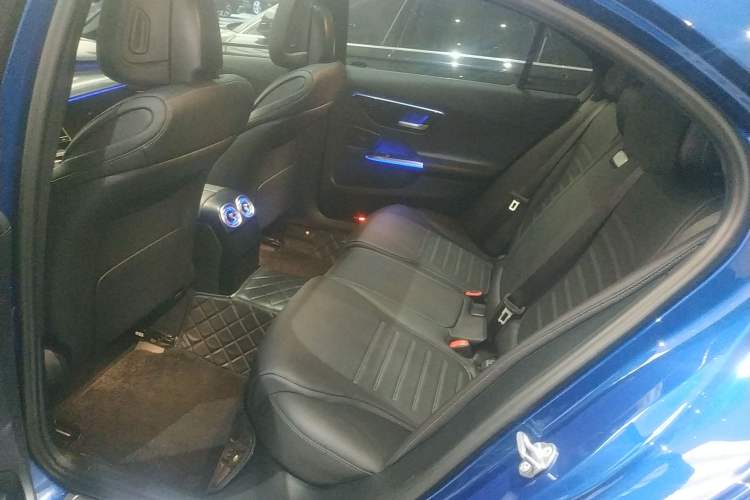 Used Mercedes-Benz C-Class 2022 Restyled C 260 L Sport Edition Interior 4