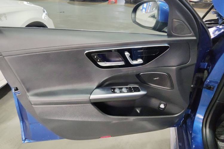 Used Mercedes-Benz C-Class 2022 C 200 L Sport Edition Interior 7