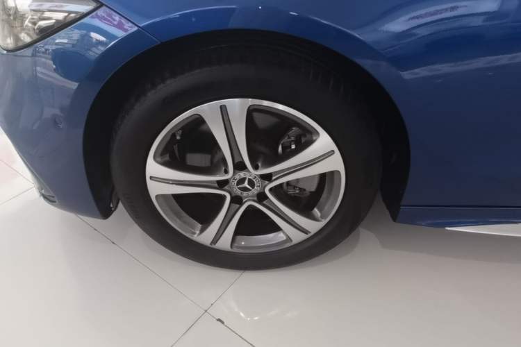 Used Mercedes-Benz C-Class 2022 C 200 L Sport Edition Left Front Wheel Hub