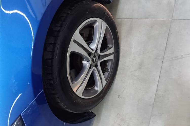 Used Mercedes-Benz C-Class 2022 C 200 L Sport Edition Left Front Wheel Hub