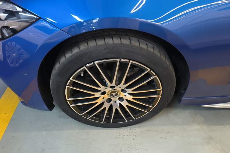 Used Mercedes-Benz C-Class 2022 C 260 L Sport Edition Left Front Wheel Hub
