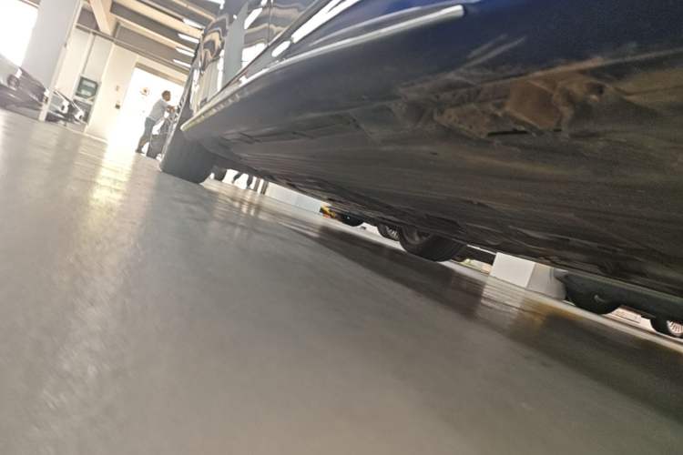 Used Mercedes-Benz C-Class 2022 C 260 L Sport Edition Left Side Sill