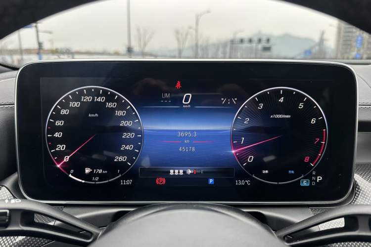 Used Mercedes-Benz C-Class 2022 C 260 L Sport Edition Odometer Close Up