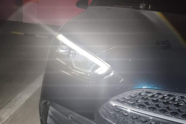 Used Mercedes-Benz C-Class 2022 Restyled C 200 L Sport Edition Right Front Headlight