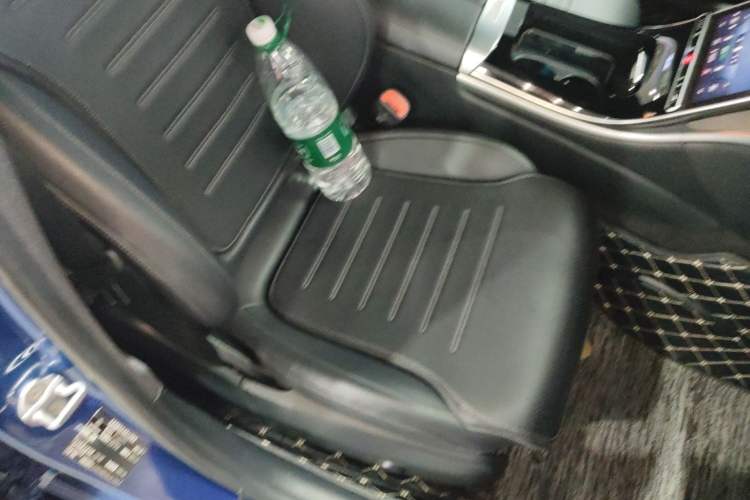 Used Mercedes-Benz C-Class 2022 C 200 L Sport Edition Right Front Seat