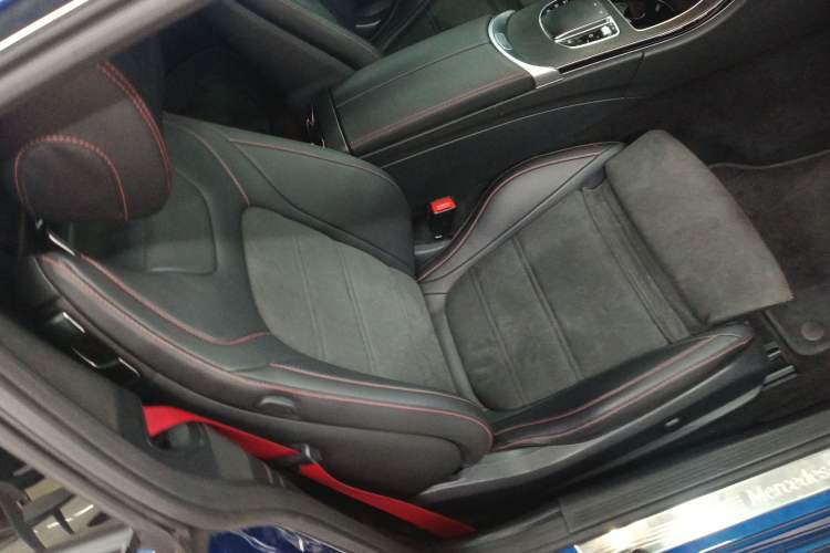 Used Mercedes-Benz C-Class 2022 Refreshed C 260 Coupe Right Front Seat