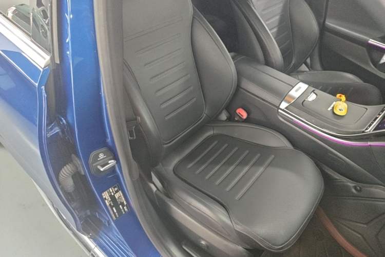 Used Mercedes-Benz C-Class 2022 C 260 L Sport Edition Right Front Seat