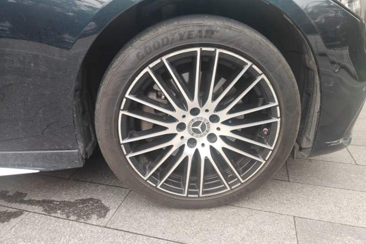 Used Mercedes-Benz C-Class 2022 C 260 L Sport Edition Right Front Wheel Hub
