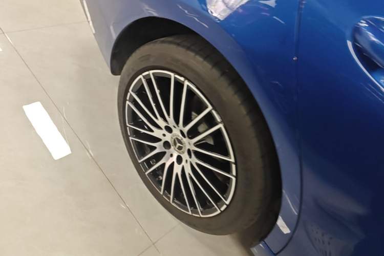 Used Mercedes-Benz C-Class 2022 Restyled C 260 L Sport Edition Right Rear Wheel Hub