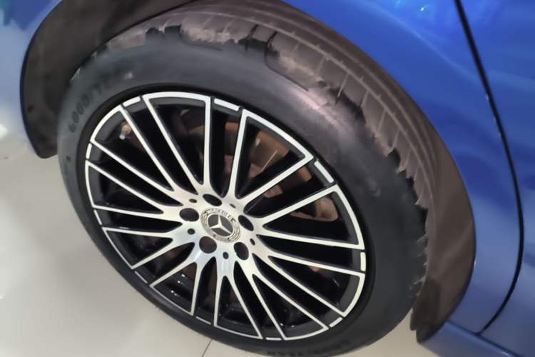 Used Mercedes-Benz C-Class 2022 C 260 L Sport Edition Right Rear Wheel Hub