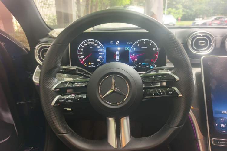 Used Mercedes-Benz C-Class 2022 Restyled C 260 L Sport Edition Steering Wheel