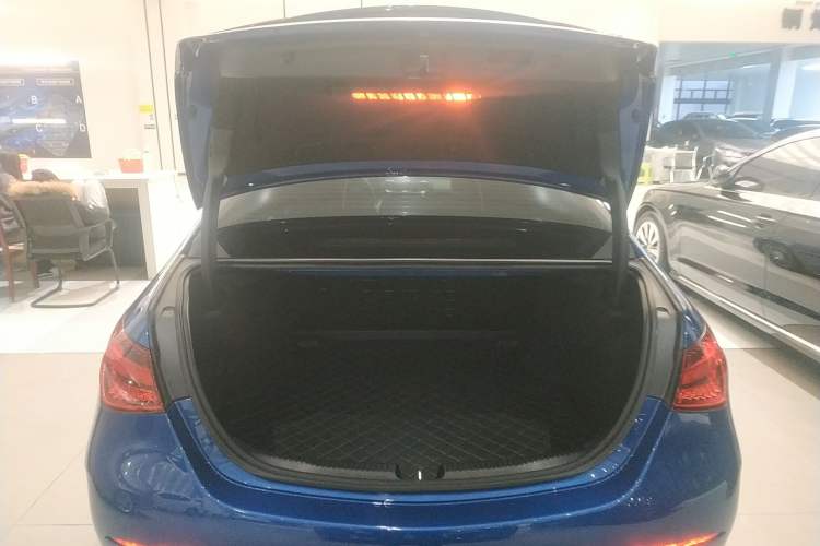 Used Mercedes-Benz C-Class 2022 Restyled C 260 L Sport Edition Trunk