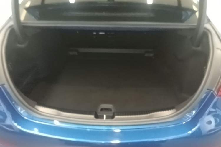 Used Mercedes-Benz C-Class 2022 C 200 L Sport Edition Trunk