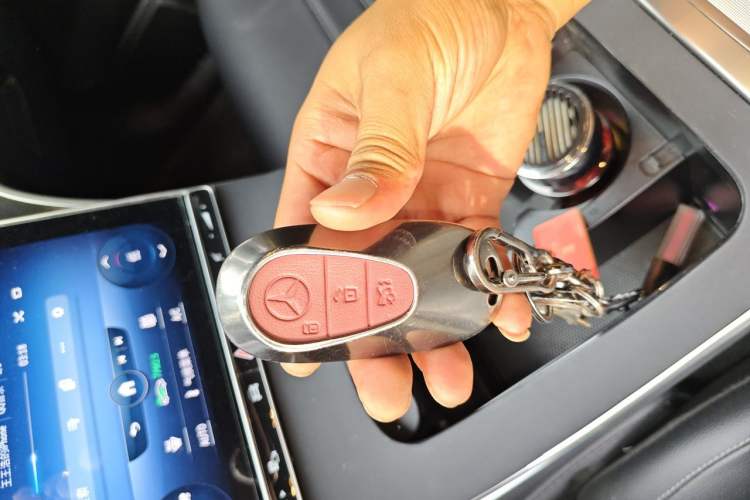 Used Mercedes-Benz C-Class 2022 C 260 L Sport Edition Vehicle Key