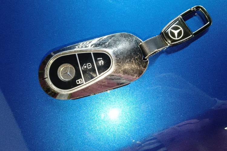 Used Mercedes-Benz C-Class 2022 C 200 L Sport Edition Vehicle Key