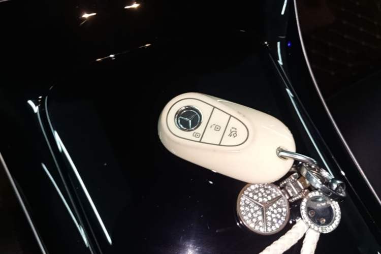 Used Mercedes-Benz C-Class 2022 C 200 L Sport Edition Vehicle Key