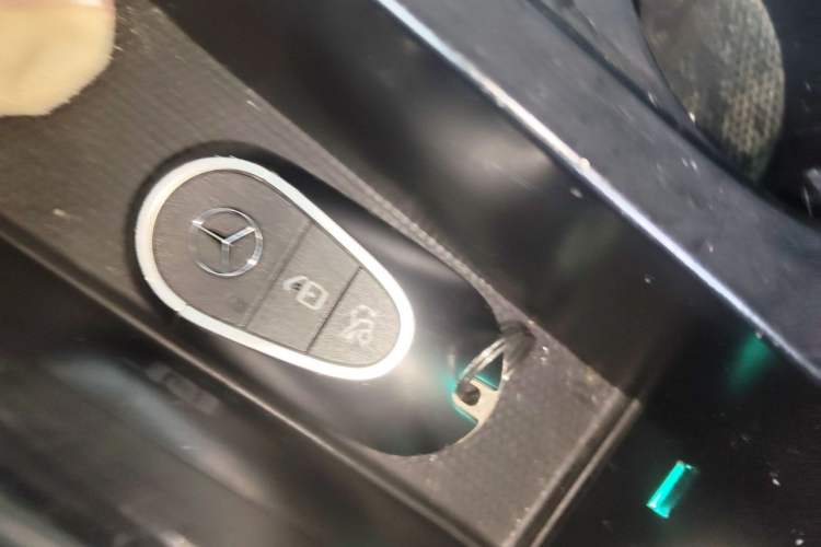 Used Mercedes-Benz C-Class 2022 C 260 L Sport Edition Vehicle Key