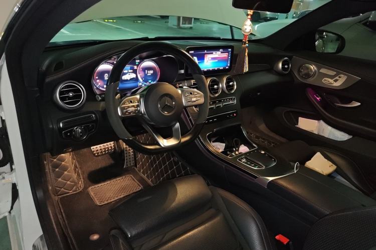 Used Mercedes-Benz C-Class 2022 Refreshed C 260 Coupe Center Console