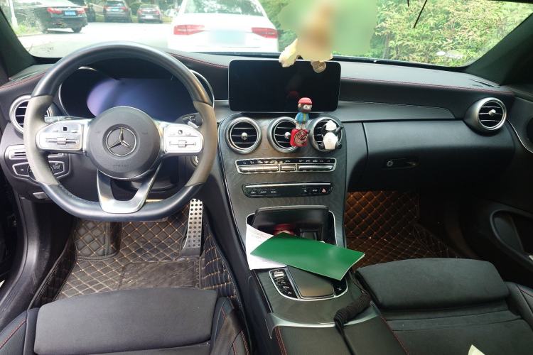 Used Mercedes-Benz C-Class 2022 Refreshed C 260 Coupe Center Console