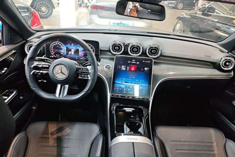 Used Mercedes-Benz C-Class 2022 Restyled C 260 L Sport Edition Center Console