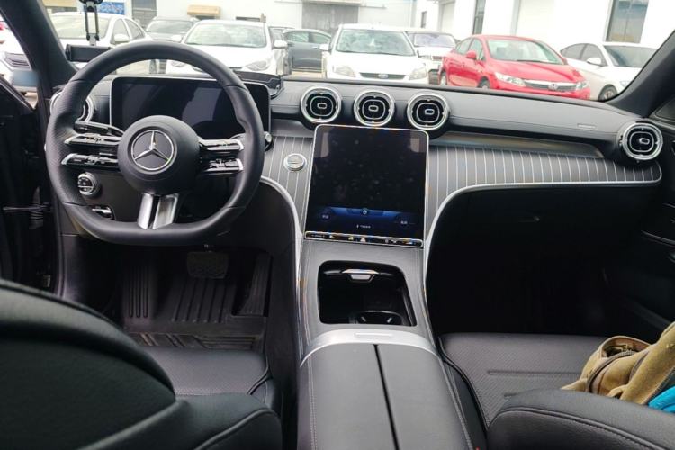 Used Mercedes-Benz C-Class 2022 C 260 L Sport Edition Center Console