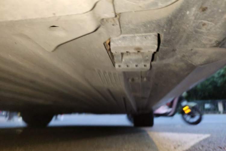 Used Mercedes-Benz C-Class 2022 C 260 L Sport Edition Chassis Front Left
