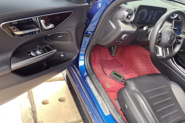 Used Mercedes-Benz C-Class 2022 C 260 L Sport Edition Driver Seat