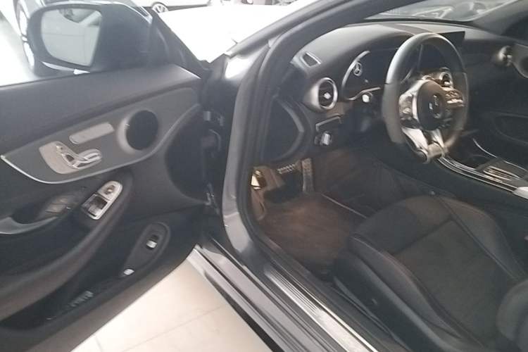 Used Mercedes-Benz C-Class 2022 Refreshed C 260 Coupe Driver Seat