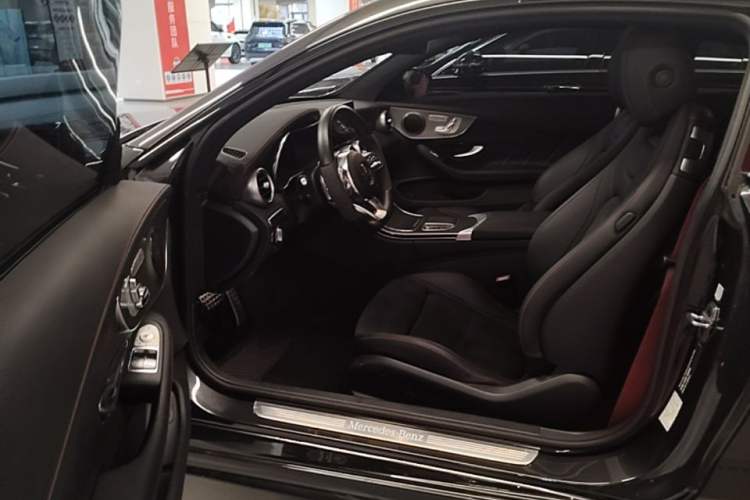 Used Mercedes-Benz C-Class 2022 C 260 Coupe Driver Seat
