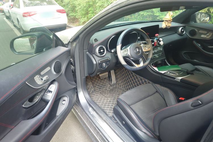 Used Mercedes-Benz C-Class 2022 Refreshed C 260 Coupe Driver Seat