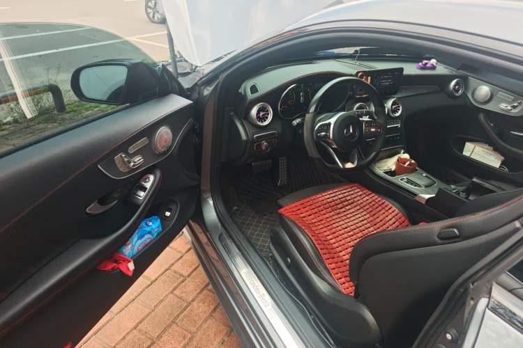 Used Mercedes-Benz C-Class 2022 Refreshed C 260 Coupe Driver Seat