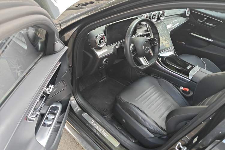 Used Mercedes-Benz C-Class 2022 C 260 L Sport Edition Driver Seat