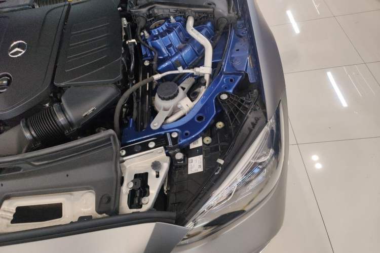 Used Mercedes-Benz C-Class 2022 C 200 L Sport Edition Engine Bay Left