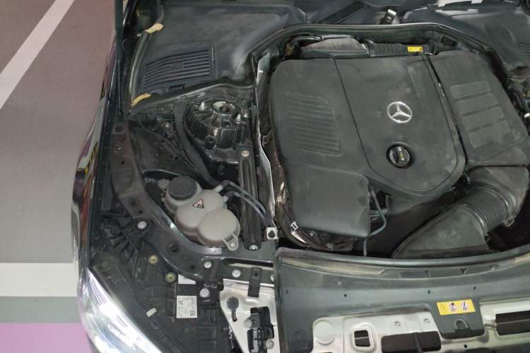 Used Mercedes-Benz C-Class 2022 C 260 L Sport Edition Engine Bay Right