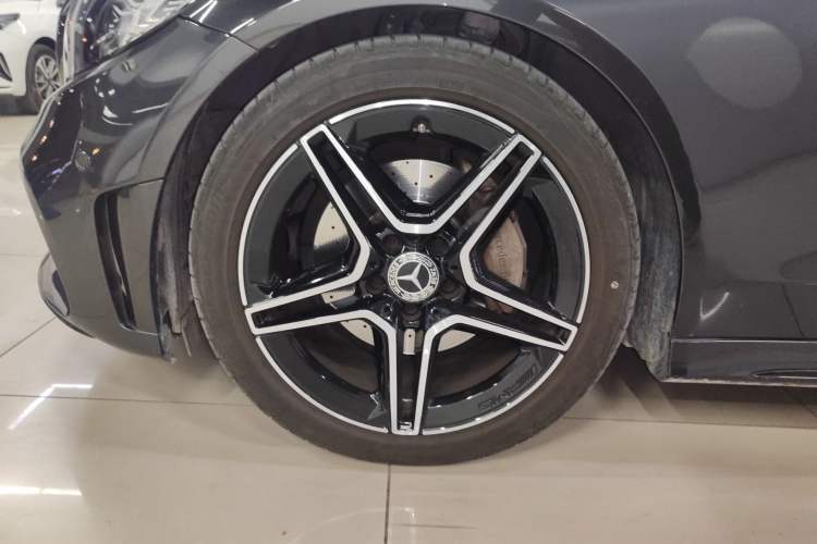Used Mercedes-Benz C-Class 2022 Refreshed C 260 Coupe Exterior 4