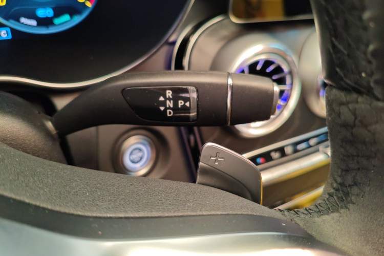 Used Mercedes-Benz C-Class 2022 Refreshed C 260 Coupe Gear Lever