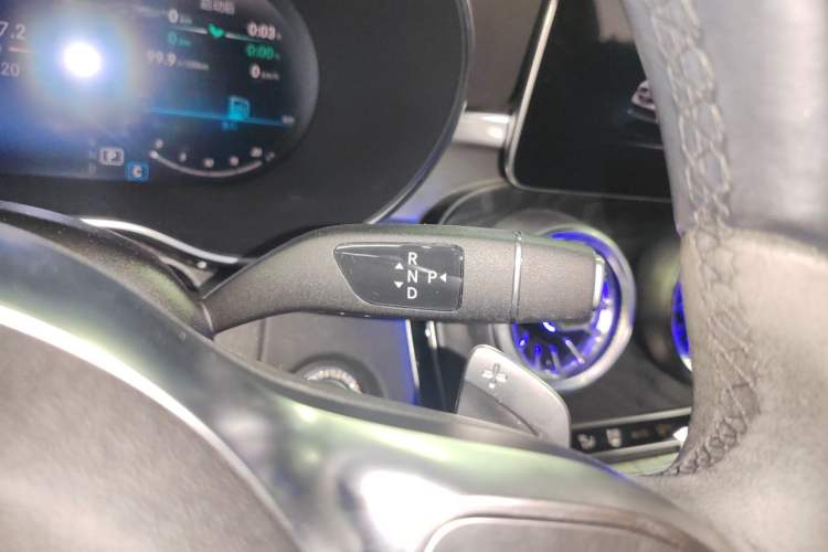 Used Mercedes-Benz C-Class 2022 Refreshed C 260 Coupe Gear Lever