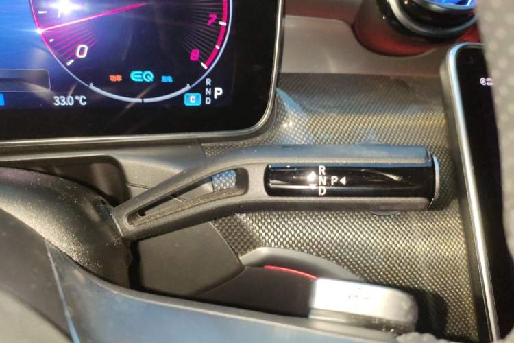 Used Mercedes-Benz C-Class 2022 C 260 L Sport Edition Gear Lever