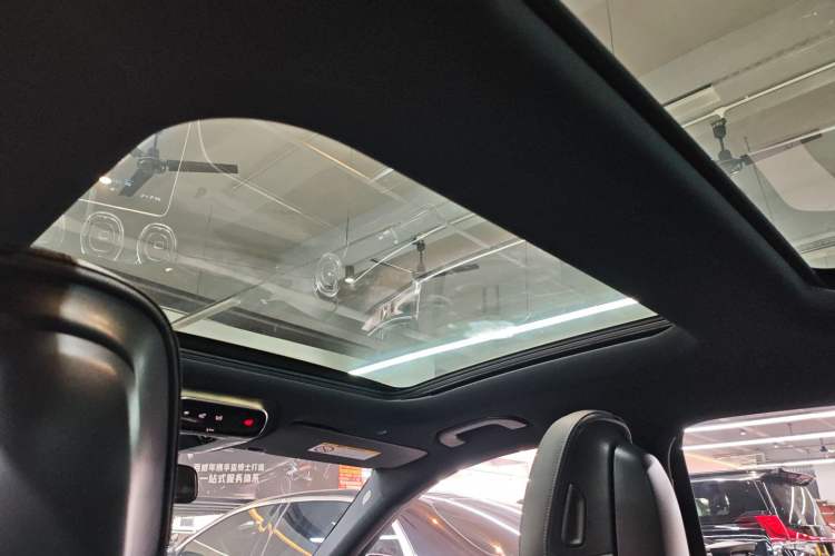Used Mercedes-Benz C-Class 2022 Restyled C 260 L Sport Edition Headliner