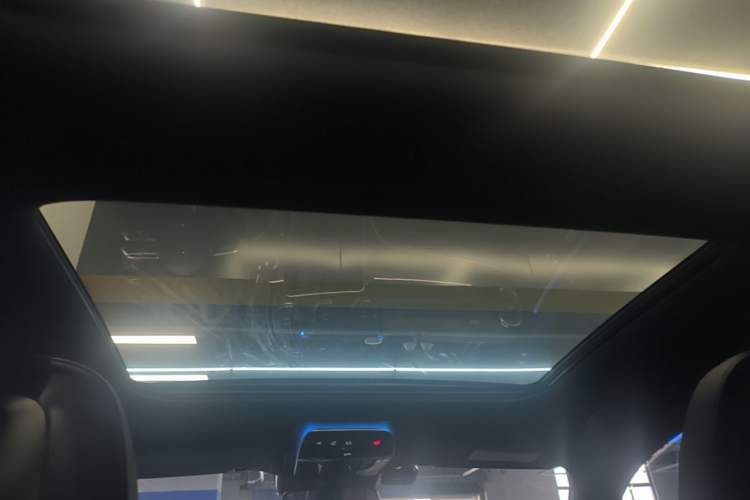 Used Mercedes-Benz C-Class 2022 Restyled C 260 L Sport Edition Headliner