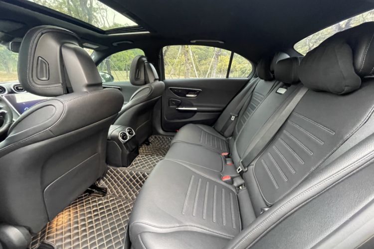 Used Mercedes-Benz C-Class 2022 C 200 L Sport Edition Interior 1