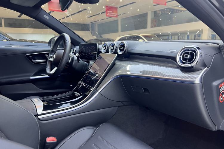 Used Mercedes-Benz C-Class 2022 Restyled C 260 L Sport Edition Interior 10