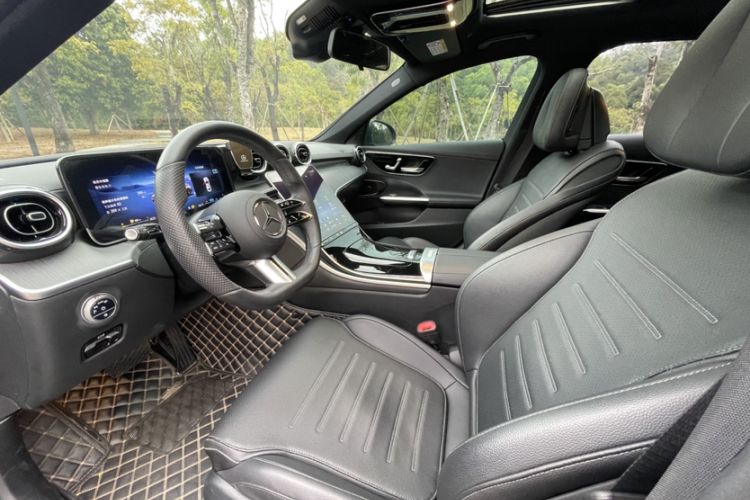 Used Mercedes-Benz C-Class 2022 C 200 L Sport Edition Interior 2