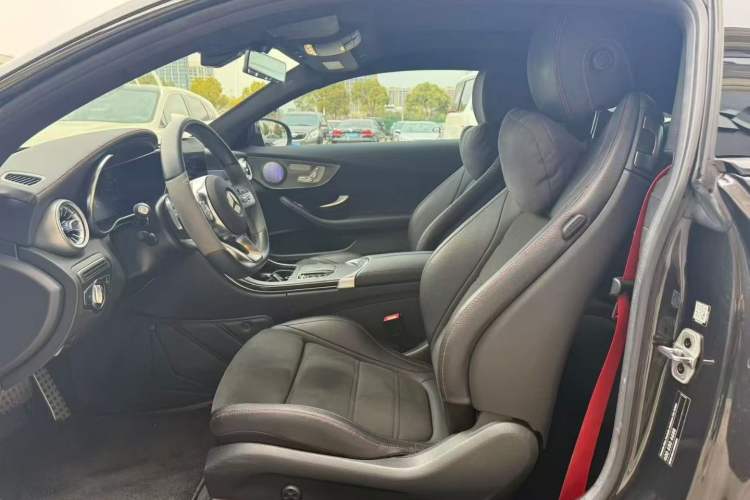 Used Mercedes-Benz C-Class 2022 Refreshed C 260 Coupe Interior 2