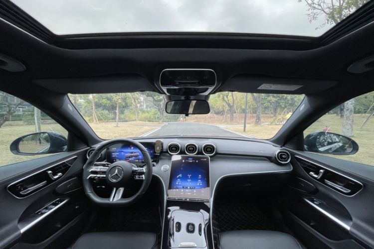 Used Mercedes-Benz C-Class 2022 C 200 L Sport Edition Interior 3