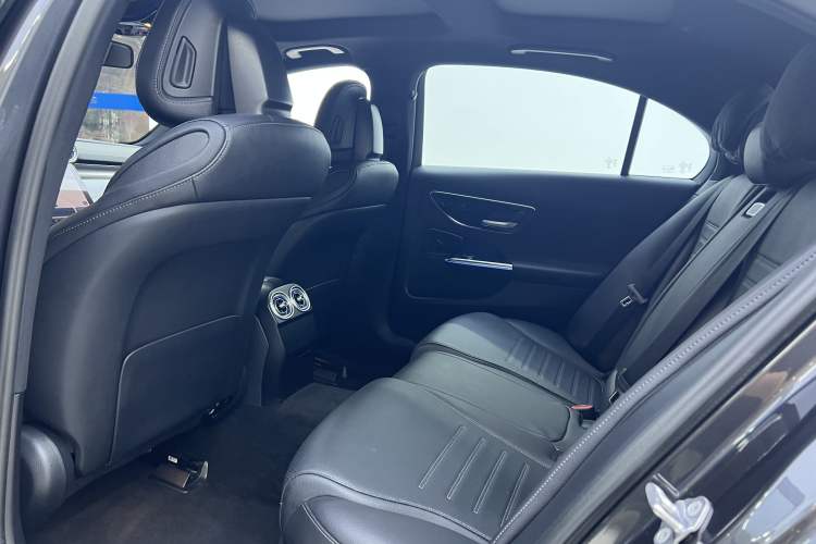 Used Mercedes-Benz C-Class 2022 Restyled C 260 L Sport Edition Interior 8