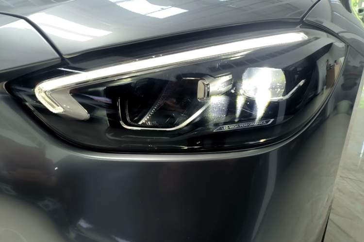 Used Mercedes-Benz C-Class 2022 Revised C 260 L Starry Night Sport Edition Left Front Headlight