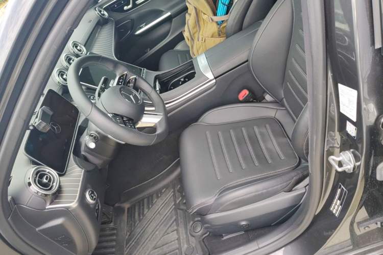 Used Mercedes-Benz C-Class 2022 C 260 L Sport Edition Left Front Seat