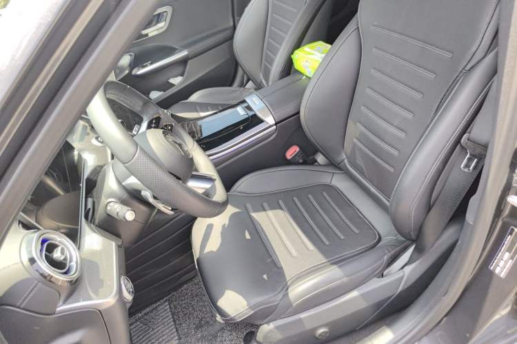 Used Mercedes-Benz C-Class 2022 C 260 L Obsidian Night Sport Edition Left Front Seat