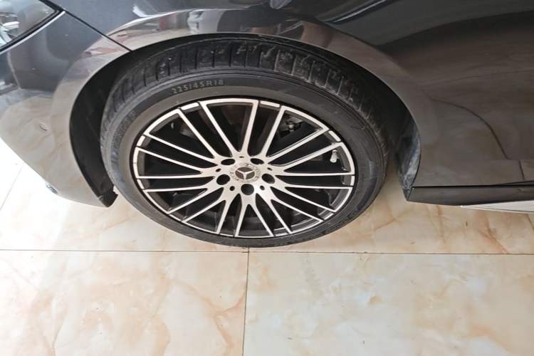 Used Mercedes-Benz C-Class 2022 C 260 L Sport Edition Left Front Wheel Hub